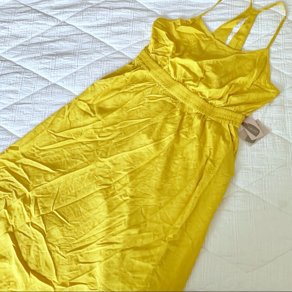 F21 Knee-Length Summer Dress